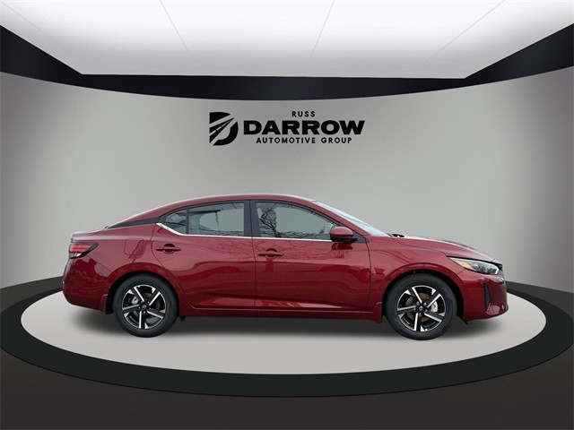 Nissan Sentra Vehicle Full-screen Gallery Image 4