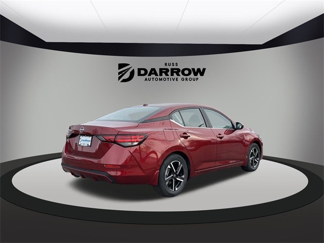 Nissan Sentra Vehicle Full-screen Gallery Image 5