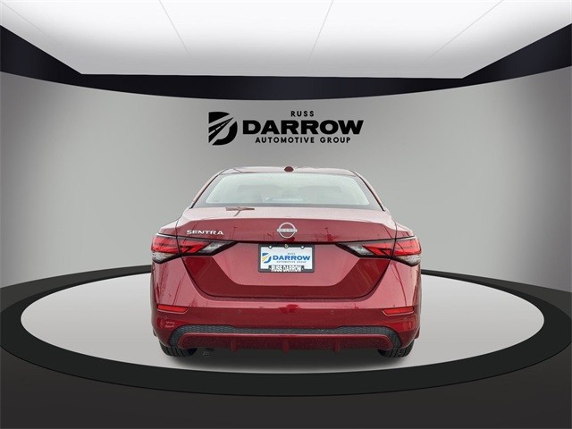 Nissan Sentra Vehicle Full-screen Gallery Image 6