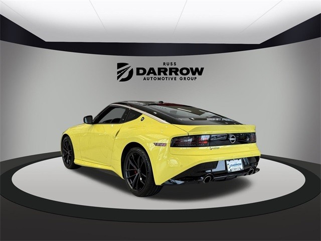 Nissan Z Vehicle Full-screen Gallery Image 5