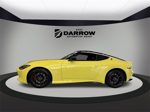 Nissan Z Vehicle Full-screen Gallery Image 6