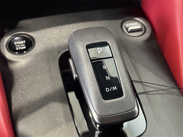 Nissan Z Vehicle Full-screen Gallery Image 15