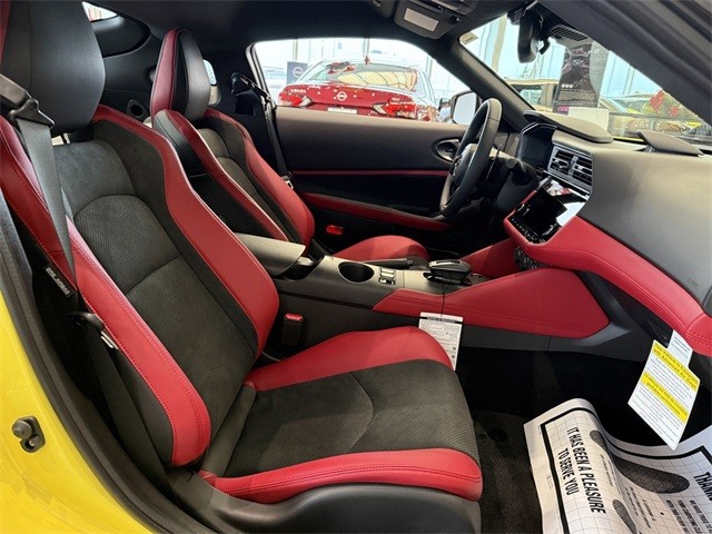 Nissan Z Vehicle Full-screen Gallery Image 20