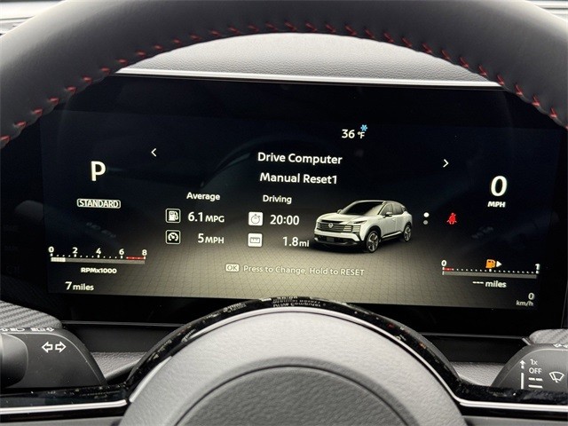 Nissan Kicks Vehicle Full-screen Gallery Image 17