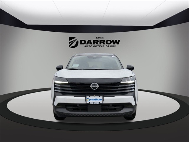 Nissan Kicks Vehicle Full-screen Gallery Image 2