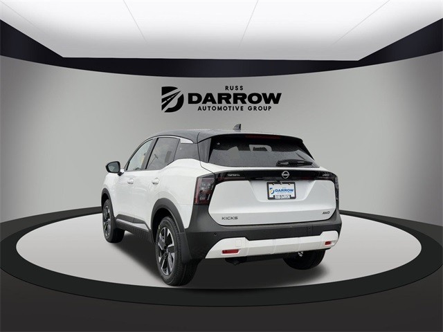 Nissan Kicks Vehicle Full-screen Gallery Image 7