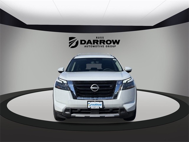 Nissan Pathfinder Vehicle Full-screen Gallery Image 2