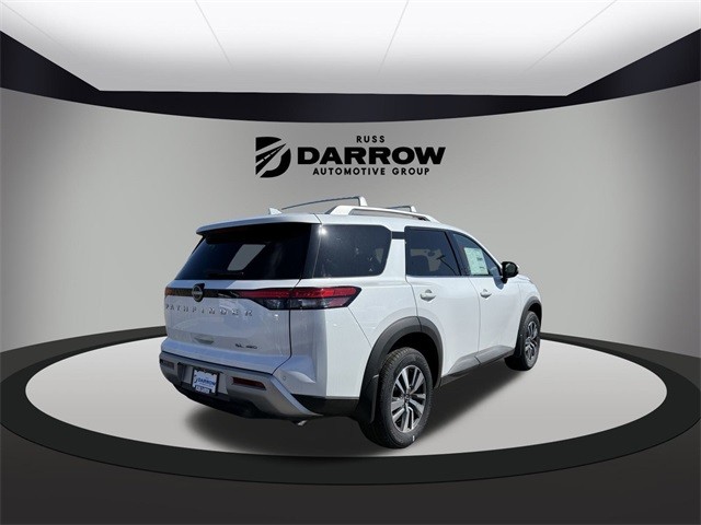 Nissan Pathfinder Vehicle Full-screen Gallery Image 5