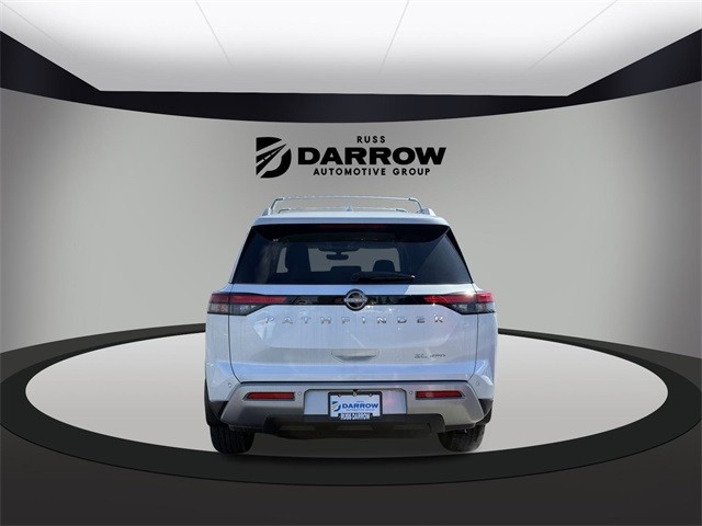 Nissan Pathfinder Vehicle Full-screen Gallery Image 6