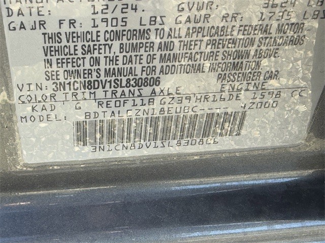 Nissan Versa Vehicle Full-screen Gallery Image 31