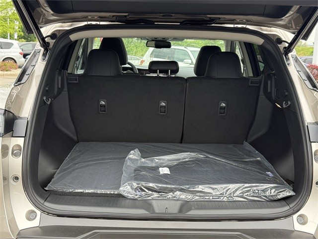 Nissan Murano Vehicle Full-screen Gallery Image 26