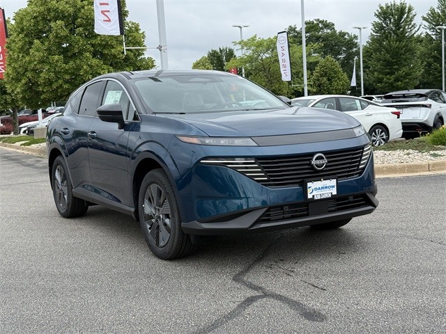 Nissan Murano Vehicle Full-screen Gallery Image 3