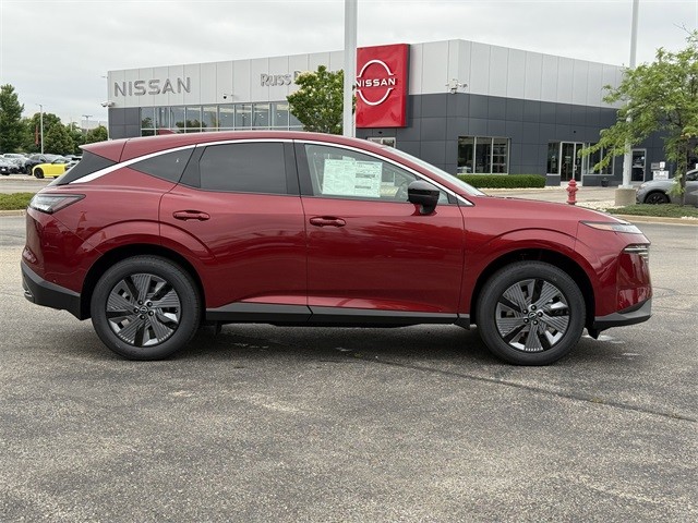 Nissan Murano Vehicle Full-screen Gallery Image 4