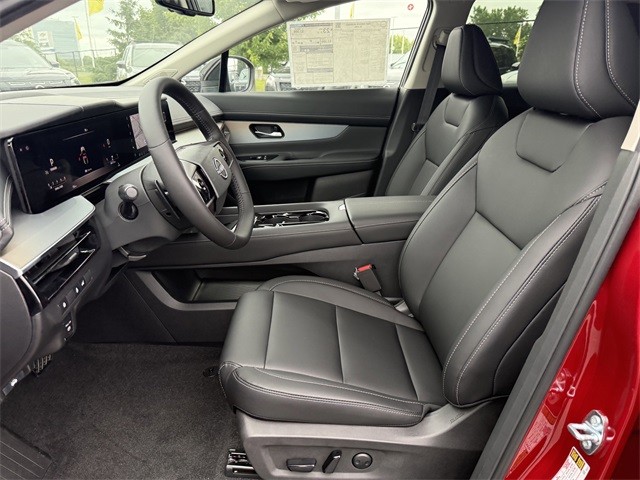 Nissan Murano Vehicle Full-screen Gallery Image 12