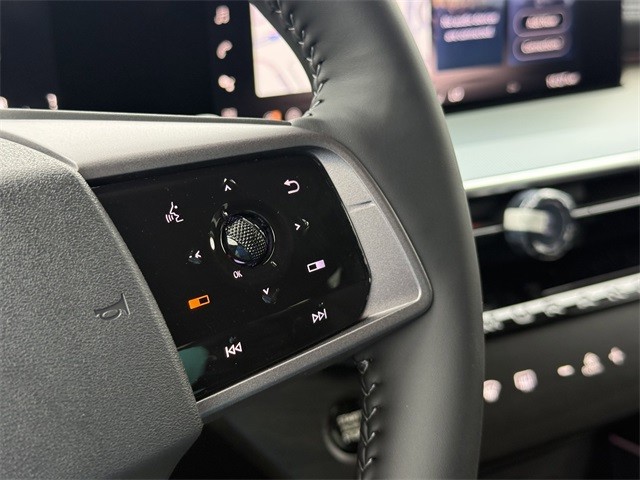 Nissan Murano Vehicle Full-screen Gallery Image 16