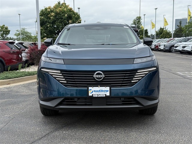 Nissan Murano Vehicle Full-screen Gallery Image 2