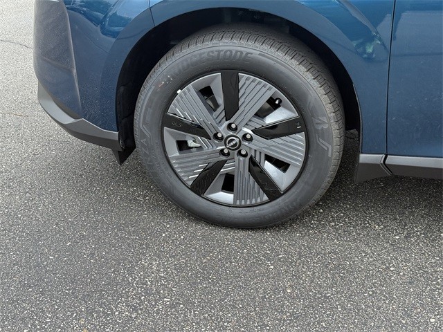 Nissan Murano Vehicle Full-screen Gallery Image 9