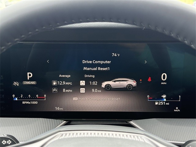 Nissan Murano Vehicle Full-screen Gallery Image 18