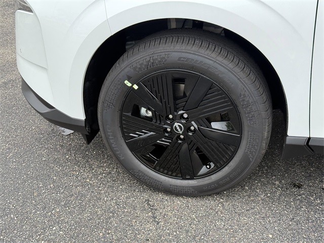 Nissan Murano Vehicle Full-screen Gallery Image 9