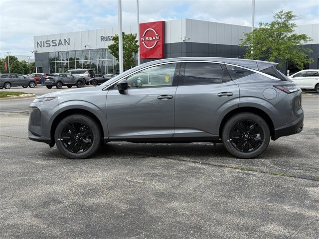 Nissan Murano Vehicle Full-screen Gallery Image 8