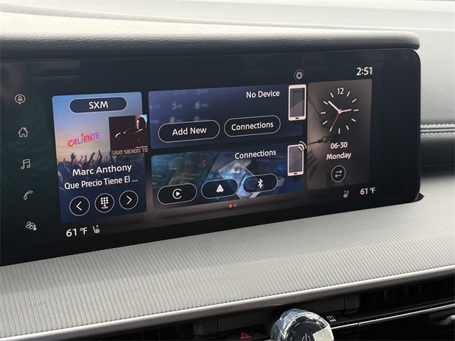 Nissan Murano Vehicle Full-screen Gallery Image 18