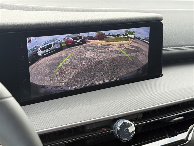 Nissan Murano Vehicle Full-screen Gallery Image 20