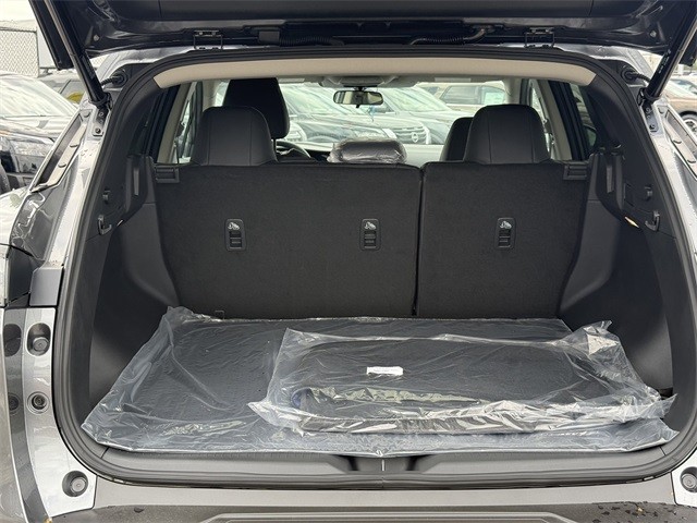 Nissan Murano Vehicle Full-screen Gallery Image 26