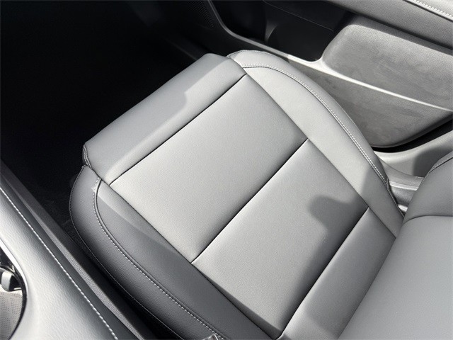 Nissan Murano Vehicle Full-screen Gallery Image 28