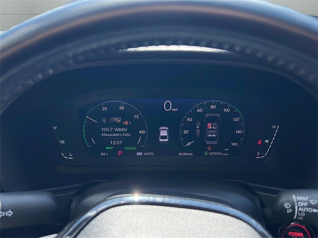 Honda Accord Hybrid Vehicle Full-screen Gallery Image 7