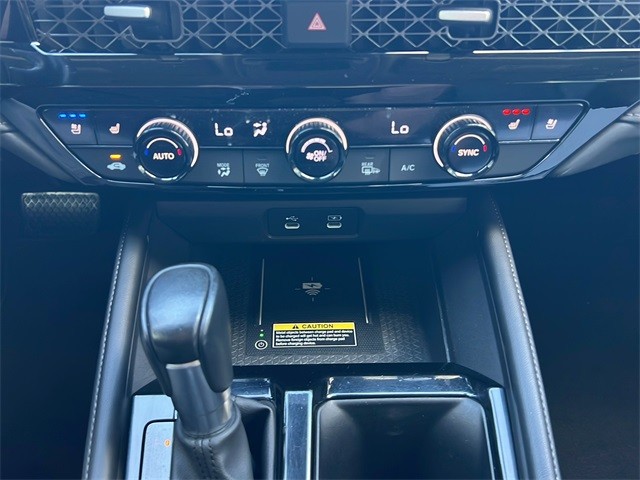 Honda Accord Hybrid Vehicle Full-screen Gallery Image 11