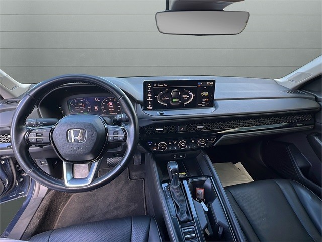 Honda Accord Hybrid Vehicle Full-screen Gallery Image 12