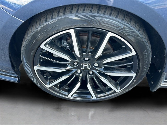 Honda Accord Hybrid Vehicle Full-screen Gallery Image 22