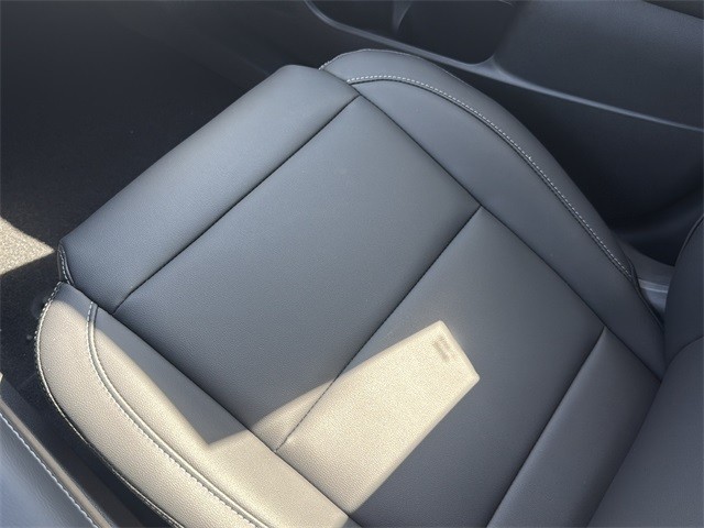 Nissan Murano Vehicle Full-screen Gallery Image 22