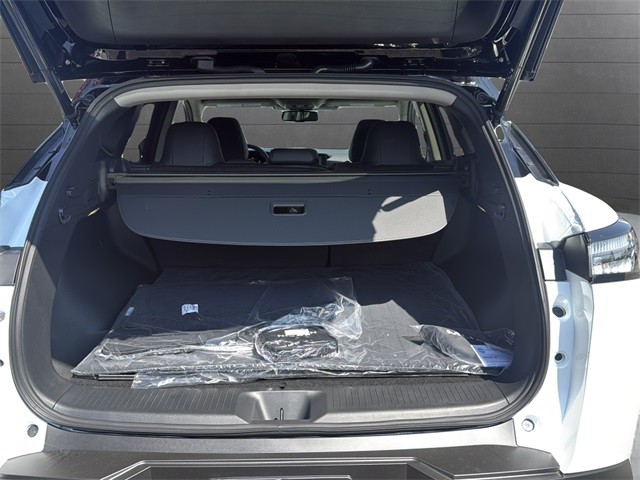 Nissan Murano Vehicle Full-screen Gallery Image 28
