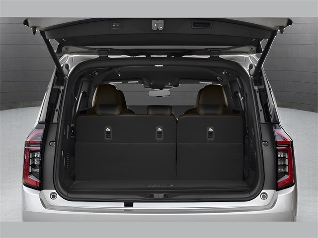 Nissan Armada Vehicle Full-screen Gallery Image 13