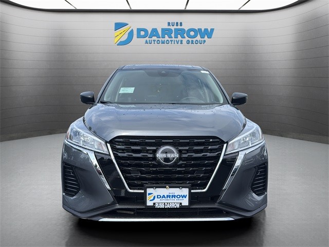 Nissan Kicks Play Vehicle Full-screen Gallery Image 7