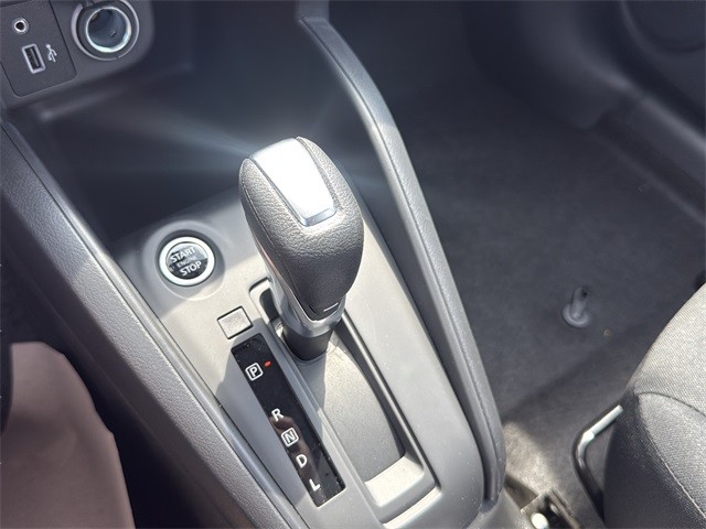 Nissan Kicks Play Vehicle Full-screen Gallery Image 12