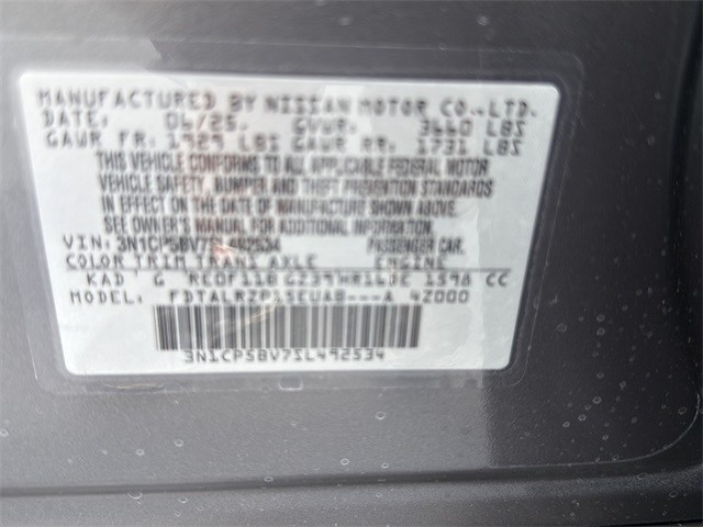 Nissan Kicks Play Vehicle Full-screen Gallery Image 20