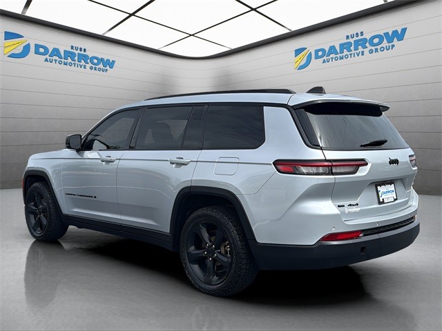 Jeep Grand Cherokee L Vehicle Full-screen Gallery Image 3