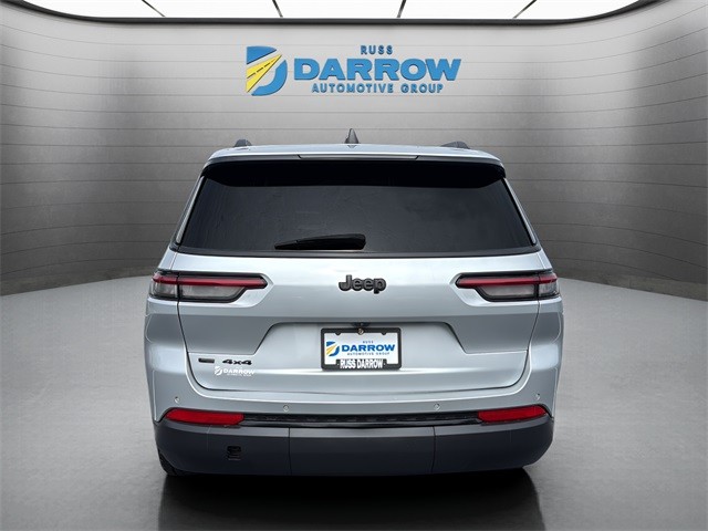 Jeep Grand Cherokee L Vehicle Full-screen Gallery Image 4