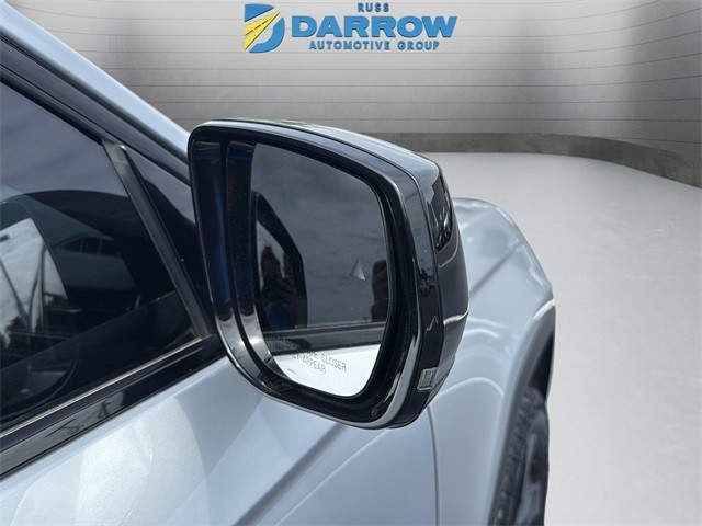 Jeep Grand Cherokee L Vehicle Full-screen Gallery Image 9