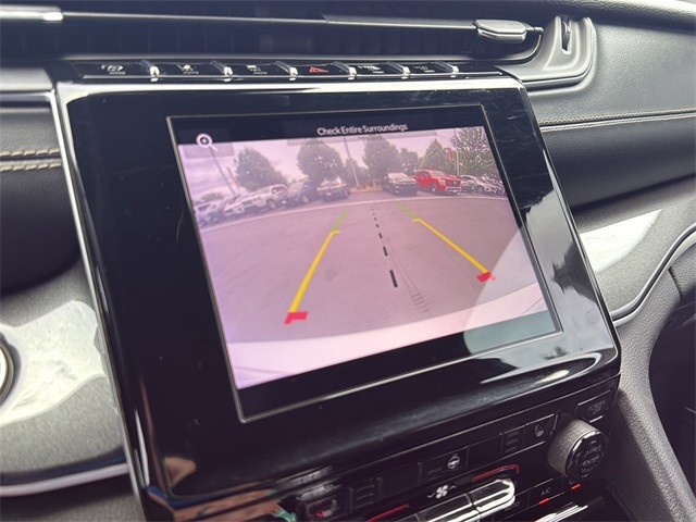 Jeep Grand Cherokee L Vehicle Full-screen Gallery Image 26