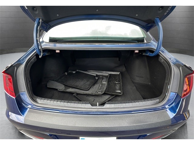 Hyundai Sonata Vehicle Full-screen Gallery Image 27