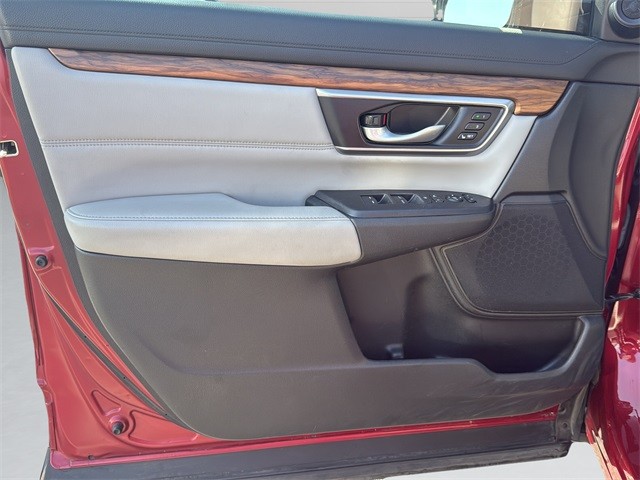 Honda CR-V Vehicle Full-screen Gallery Image 19