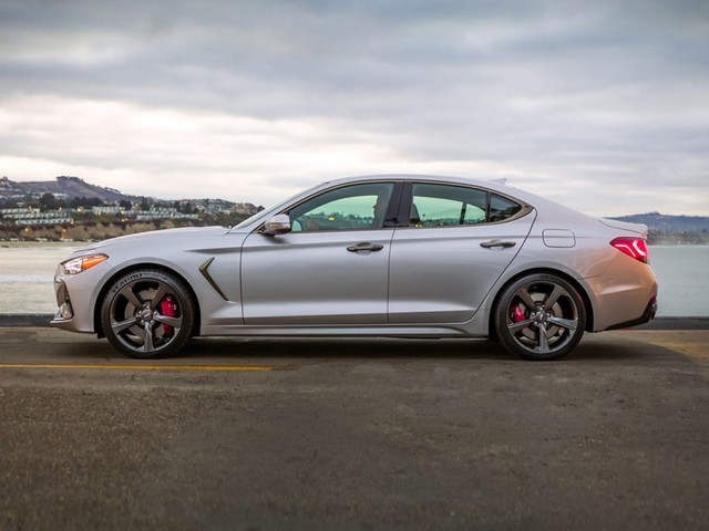 2021 GENESIS G70 Standard's photo