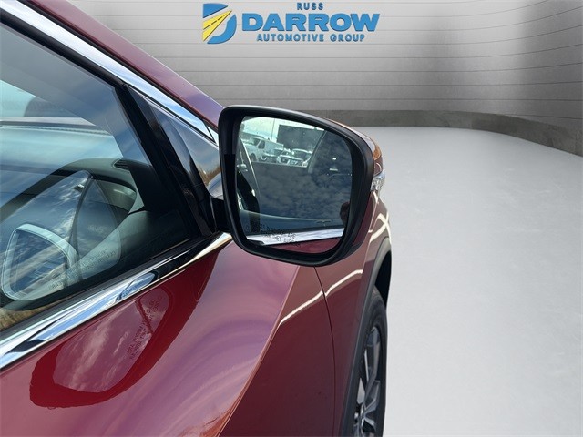 Nissan Murano Vehicle Full-screen Gallery Image 10