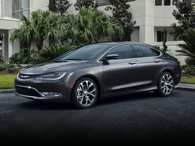 2016 Chrysler 200 C's photo