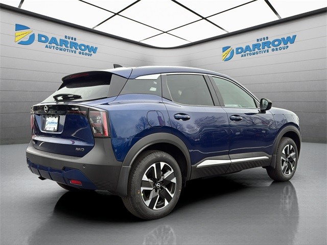 Nissan Kicks Vehicle Full-screen Gallery Image 5