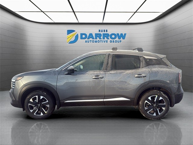 Nissan Kicks Vehicle Full-screen Gallery Image 2