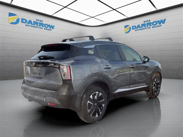 Nissan Kicks Vehicle Full-screen Gallery Image 5